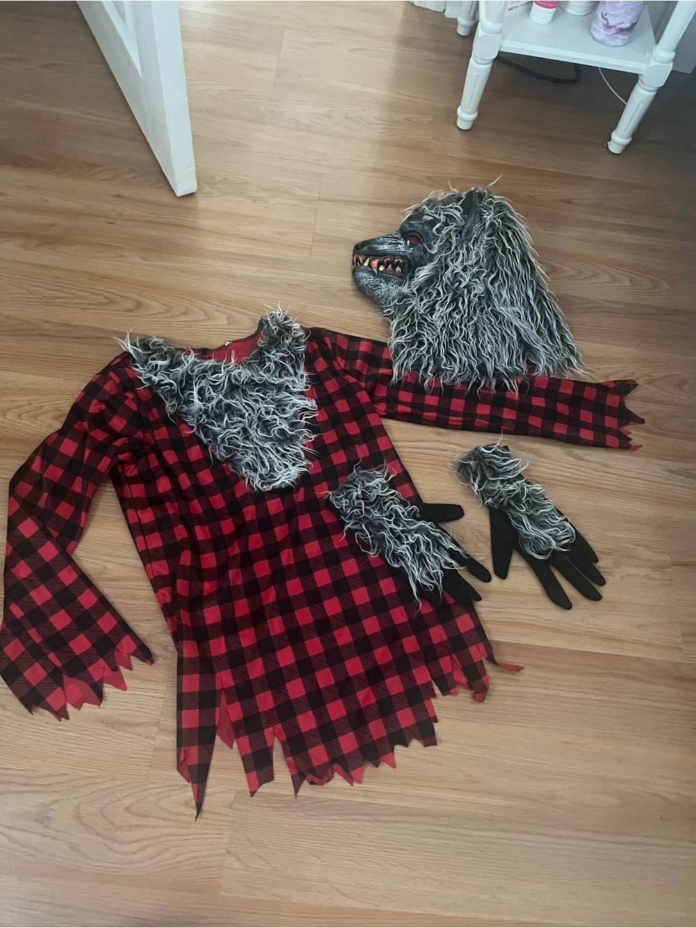 Kids Red and Black Plaid Werewolf Costume with Fur Hood and Gloves